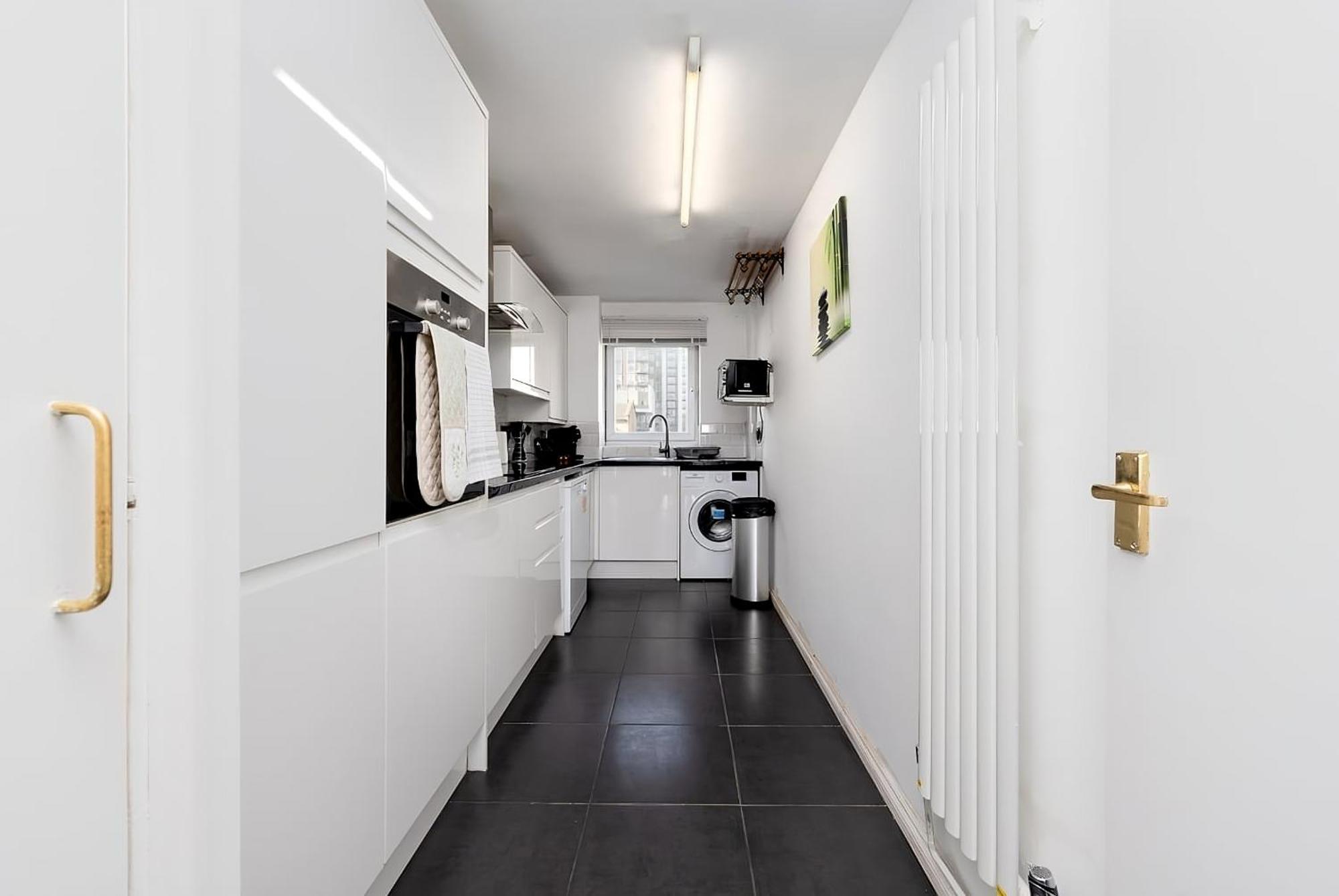 Luxury Two Bedroom River View In Canary Wharf Londres