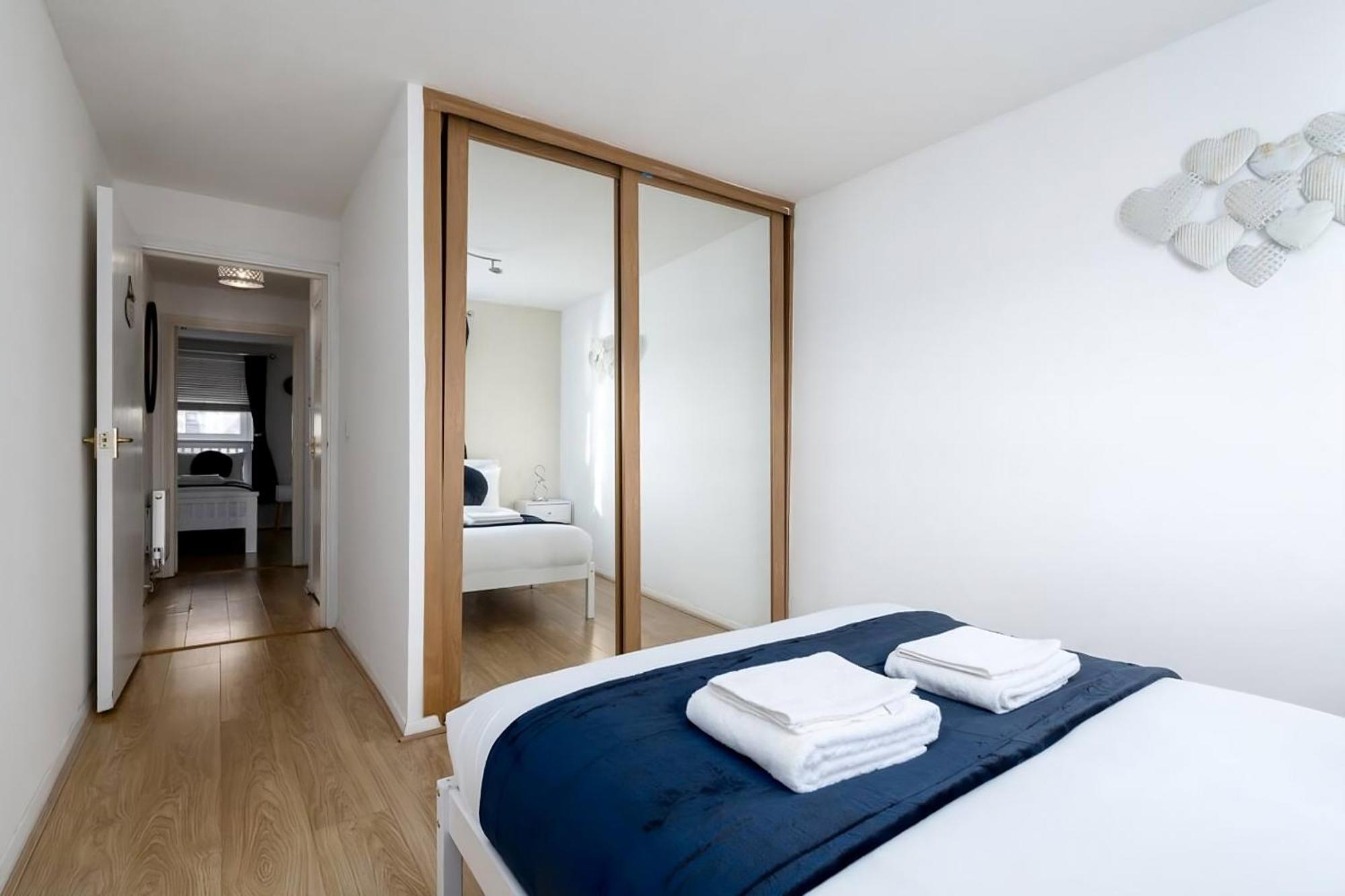 Luxury Two Bedroom River View In Canary Wharf Apartamento *